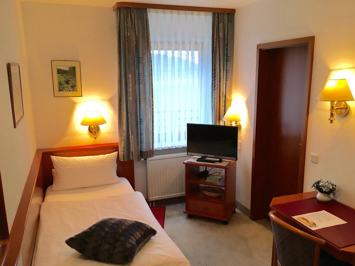 Hotel Garni Vierjahreszeiten باد ستافلستين المظهر الخارجي الصورة