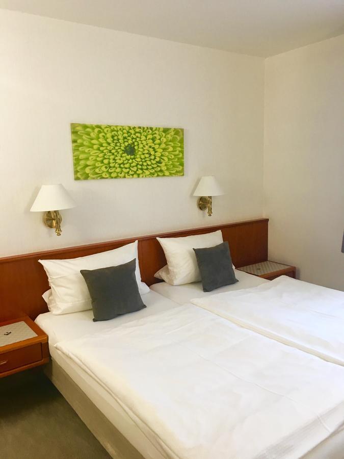 Hotel Garni Vierjahreszeiten باد ستافلستين المظهر الخارجي الصورة