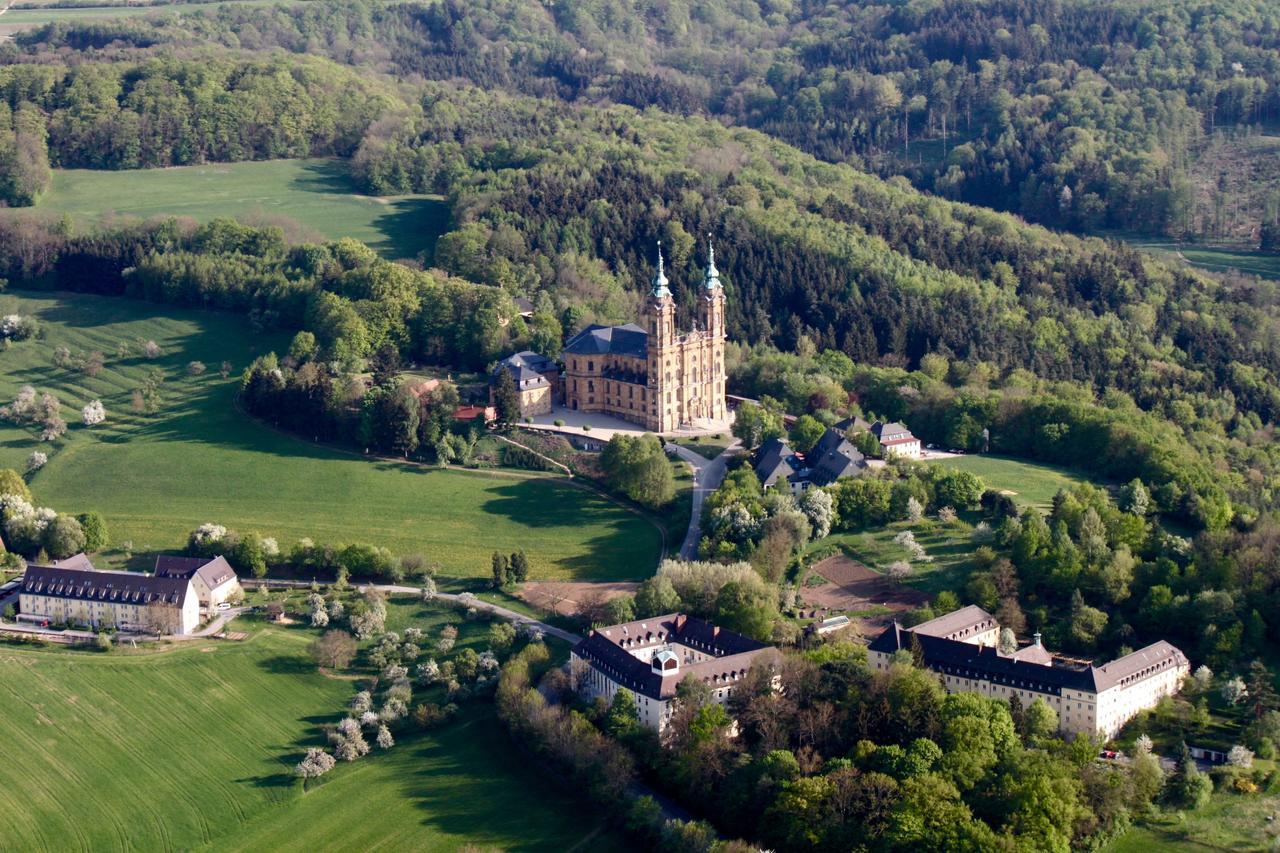 Hotel Garni Vierjahreszeiten باد ستافلستين المظهر الخارجي الصورة